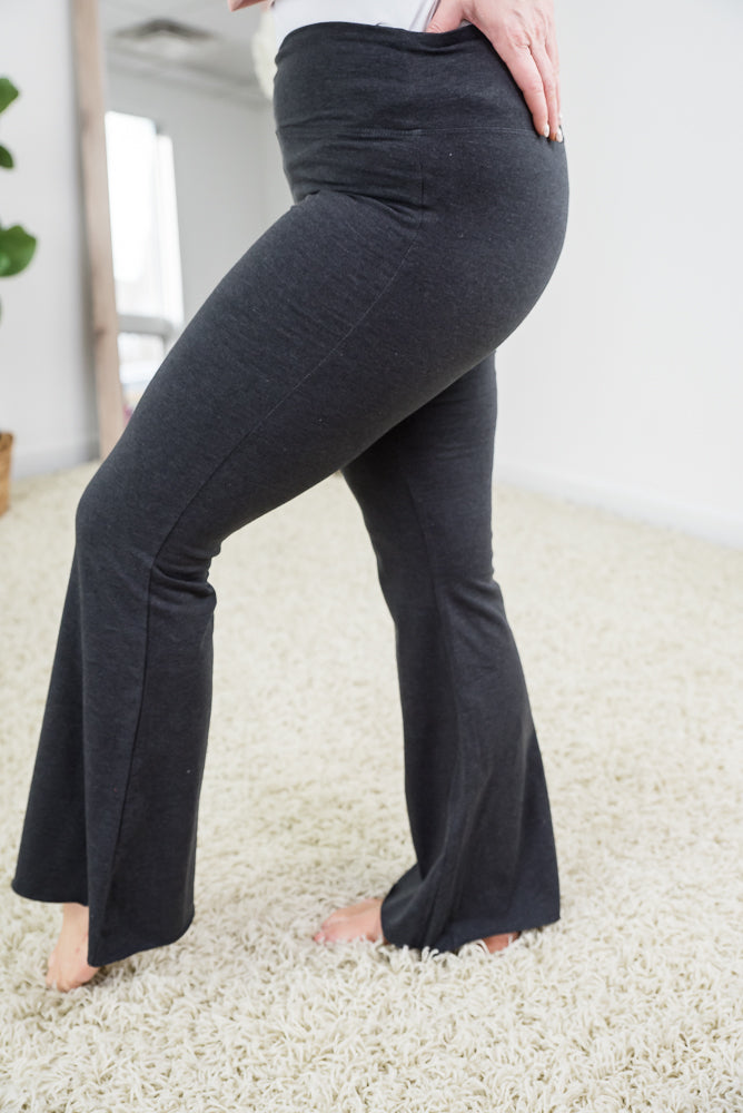 Stand by Me Flare Yoga Pants in Charcoal