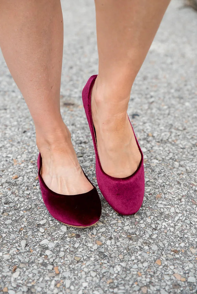 Lookin' Fine Velvet Flats